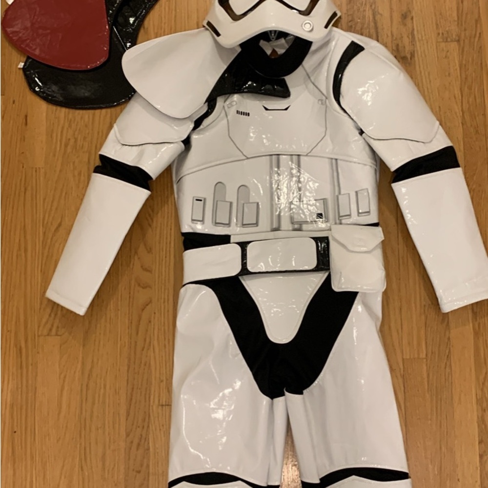 Disney Star Wars Stormtrooper costume. Size 7/8.